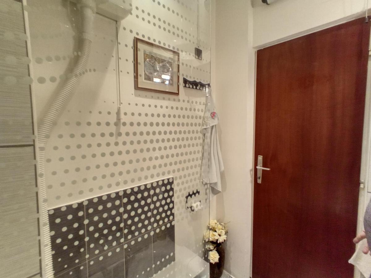 Studio Apartment Corner Fiume Kültér fotó